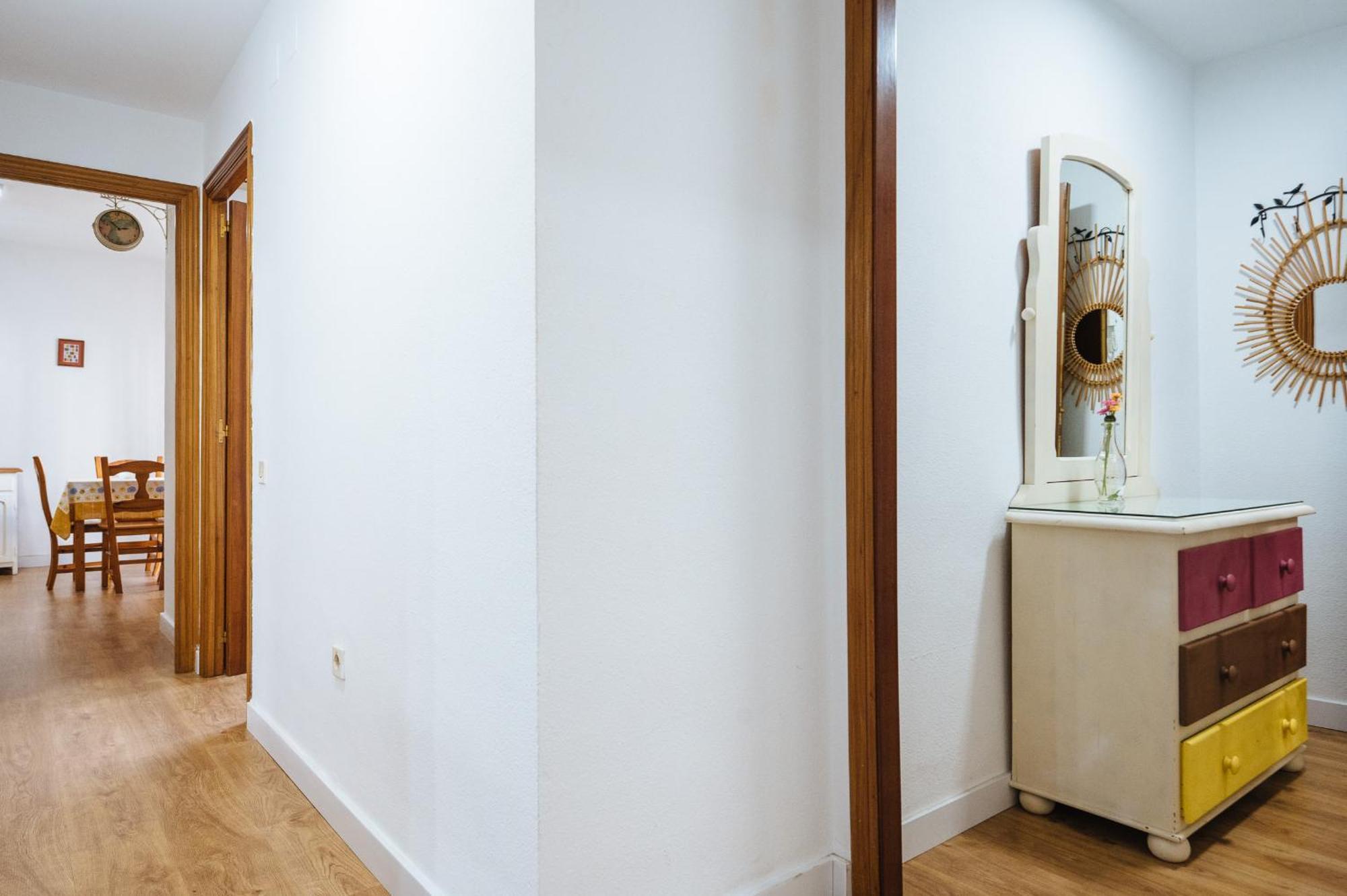 apartamento con parking plaza del museo Siviglia Esterno foto
