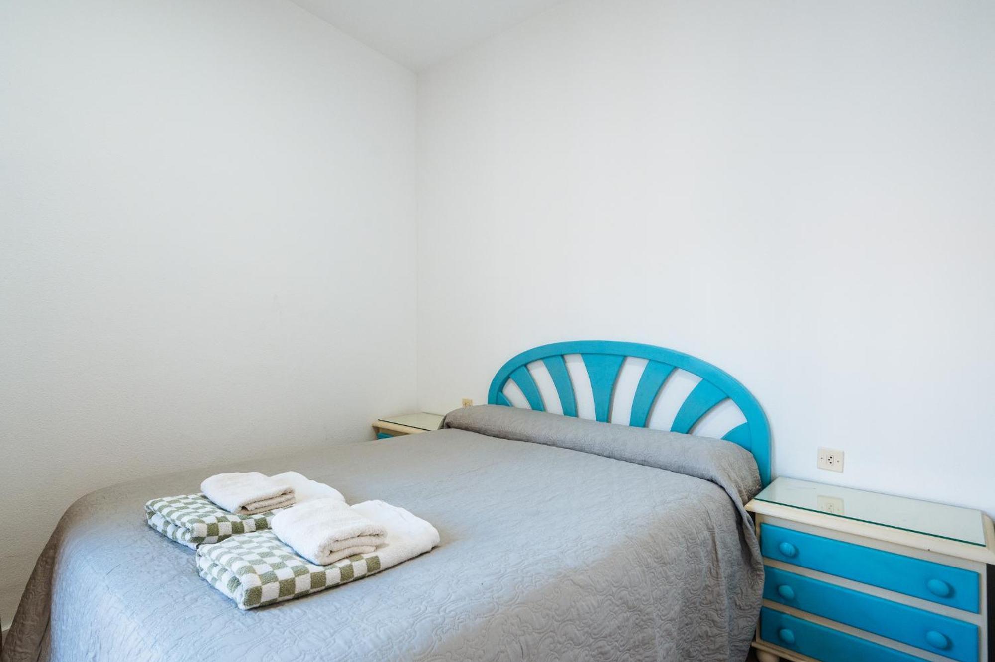 apartamento con parking plaza del museo Siviglia Esterno foto