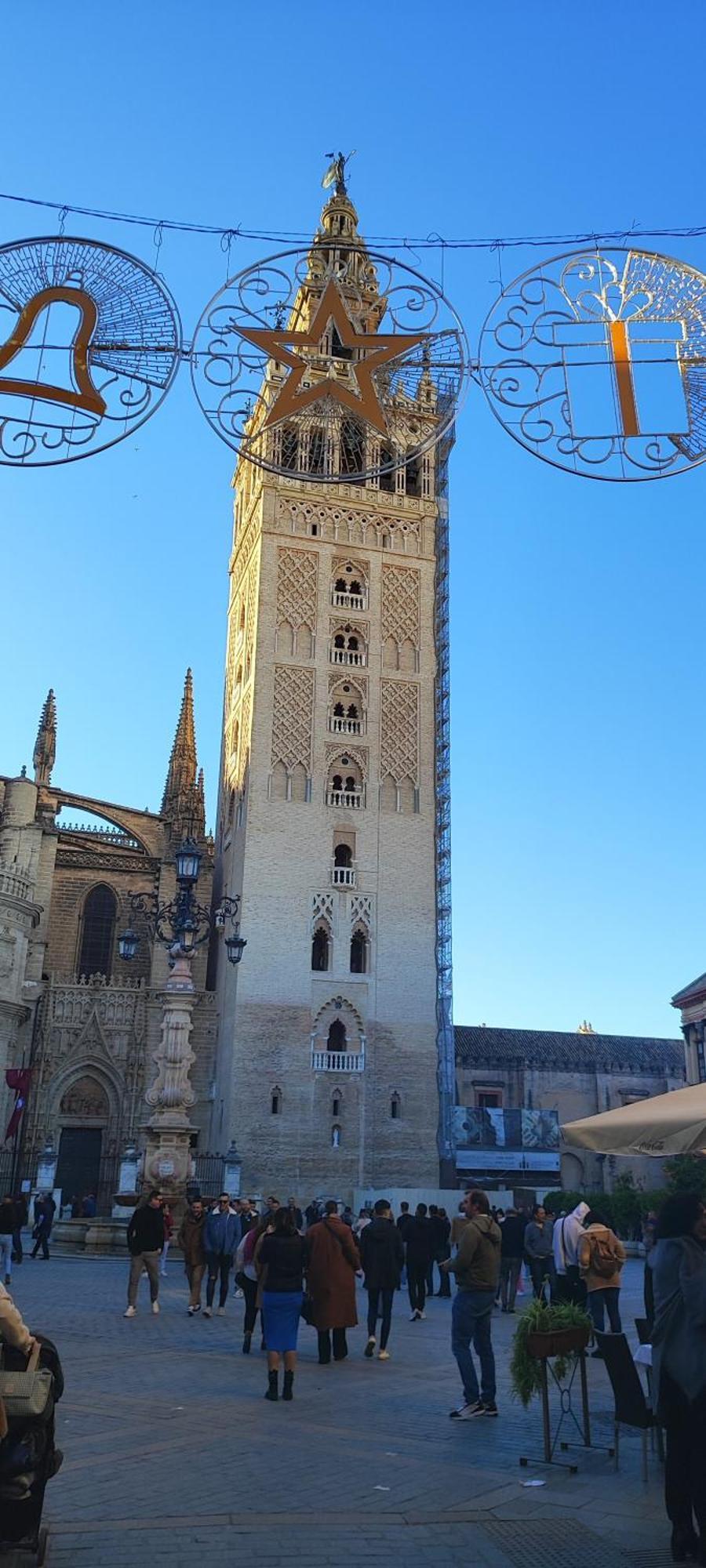apartamento con parking plaza del museo Siviglia Esterno foto
