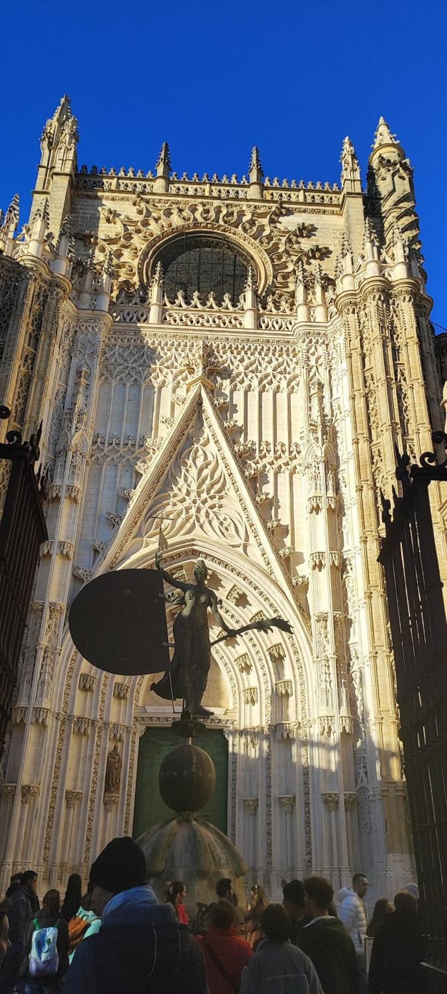 apartamento con parking plaza del museo Siviglia Esterno foto
